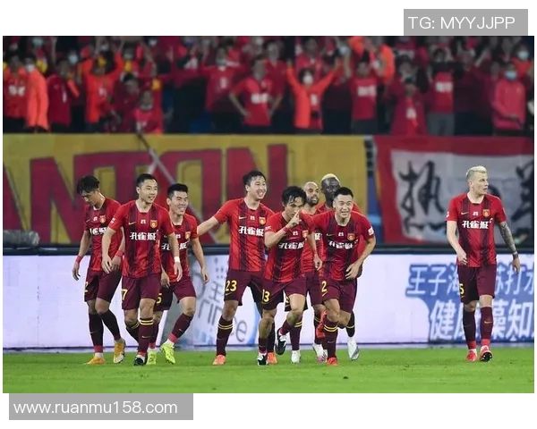 恒大与人和中超对决分析：球队状态与战术布局的深度剖析