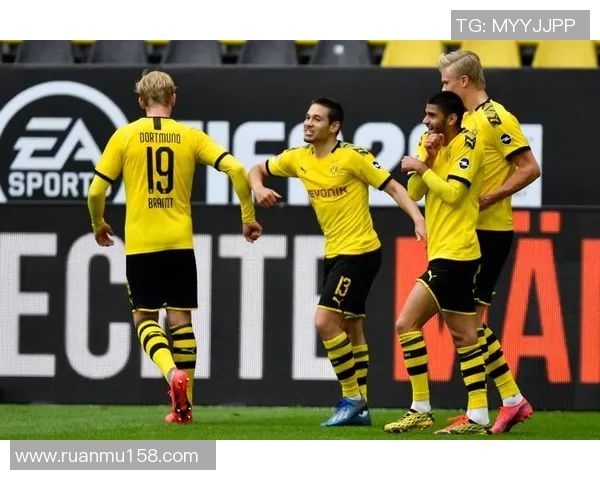 福利特与阿克宁的精彩对决揭示了足球战术的博弈与球队实力的较量